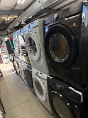 FB_IMG_1786988839513 samsung washer and dryer