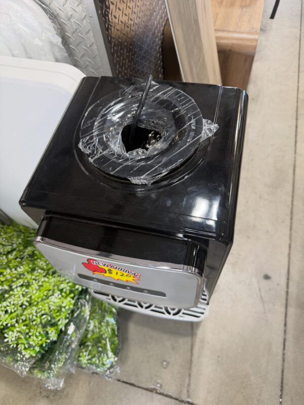 hot and cold water dispenser